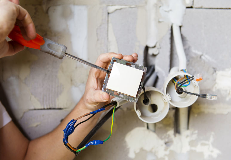 electrical contractors in Denver